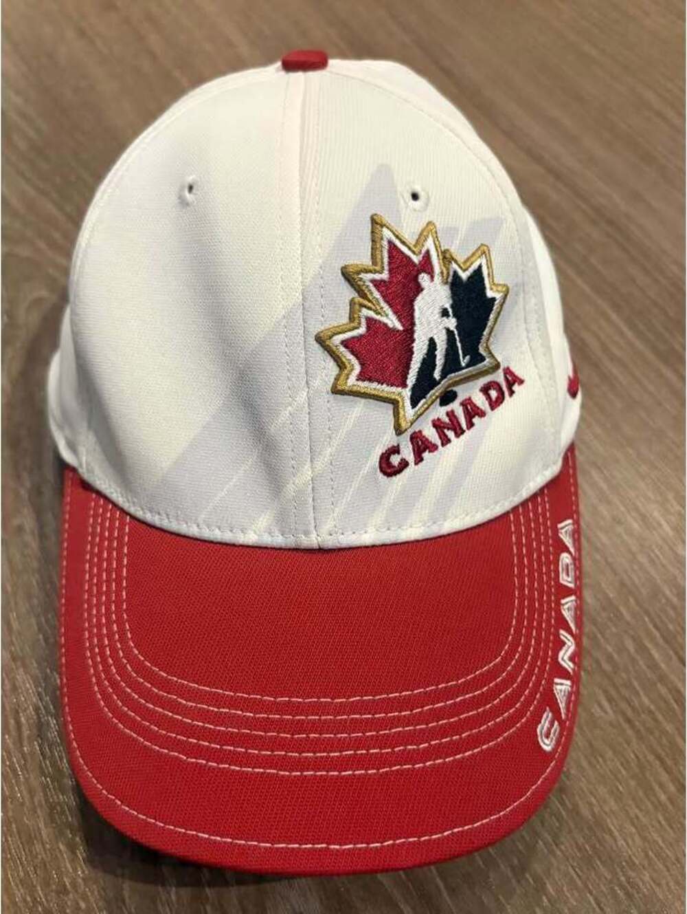 Nike Team Canada Hockey Hat Fitted - Size S/M White/Red